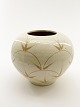 H A Kähler vase med dekorativt mønster solgt