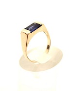 14 karat guld ring strrelse 54 med bl spinel