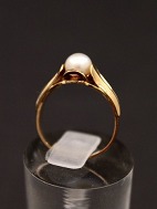 Herman Siersbøl 8 karat guld ring  med perle