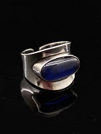 N E From sterling slv ring med bl sten