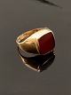 14 carat gold ring with agate