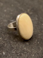 N E From sterling slv ring med ben