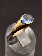 8 karat guld ring  med aquamarin