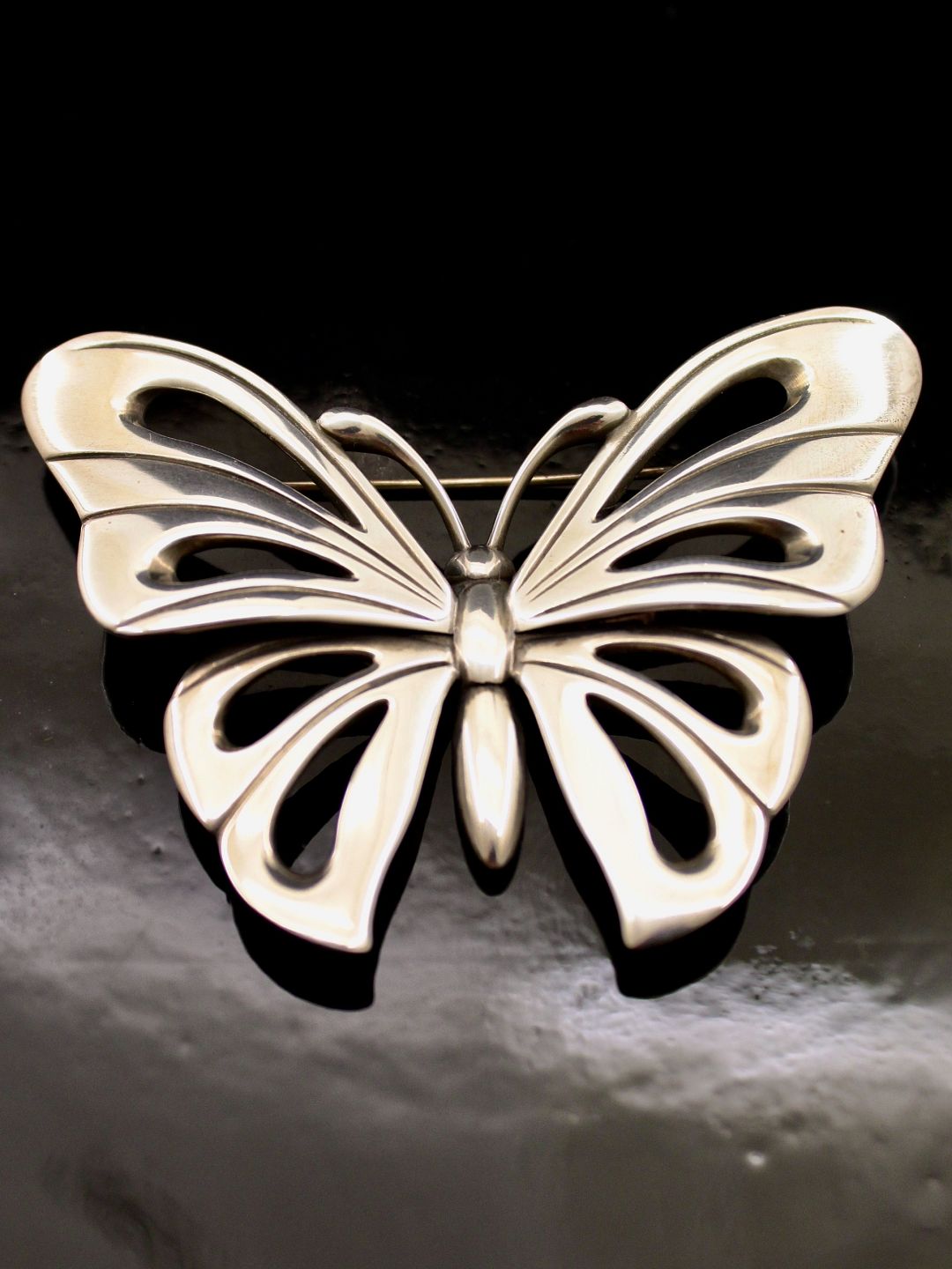 Middelfart-antik - Regitze Overgaard for Georg Jensen. 'Butterfly' # 563 a