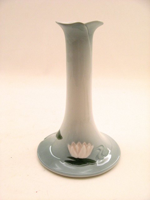 B & G candlestick 6438