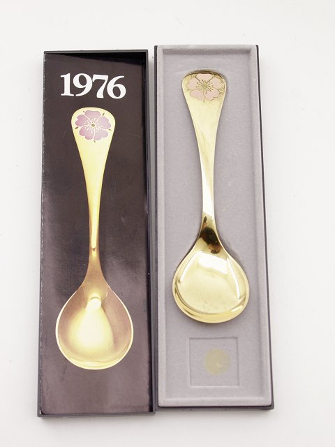 Georg Jensen årsske 1976 solgt