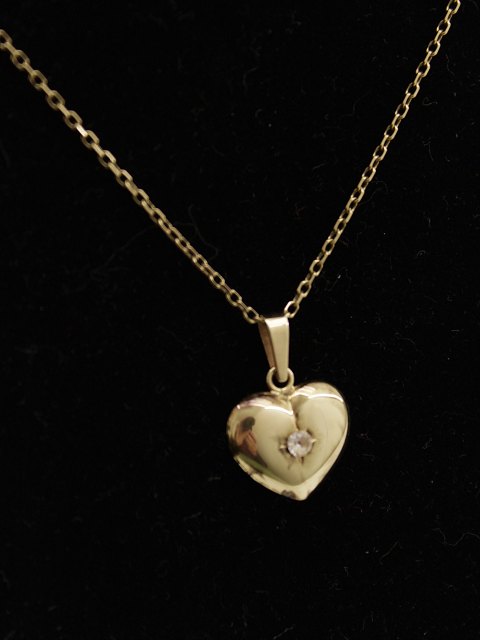 H Siersbøl 8 karat guld halskæde og hjerte vedhæng