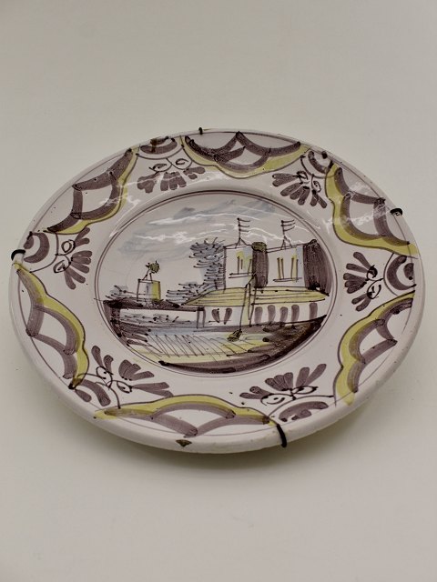 Faience plate