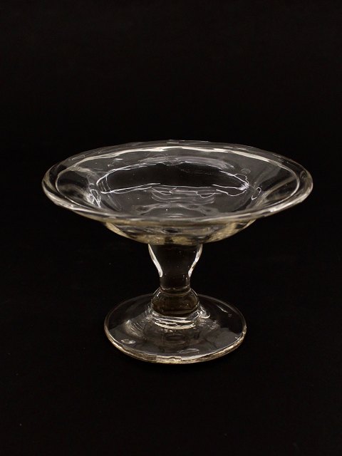 Sugar dish with folded edge H. 8.5 cm. D. 13 cm. Ålborg / Conradsminde