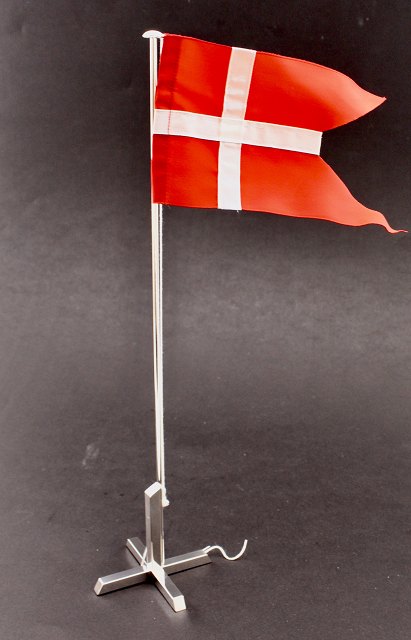 Sterling sølv (925s) flagstang 40 cm. med dannebrogs flag