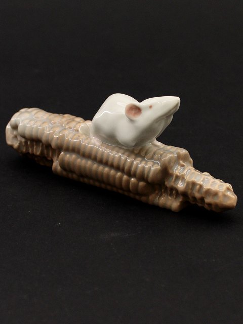 Royal Copenhagen mouse on corn cob 512