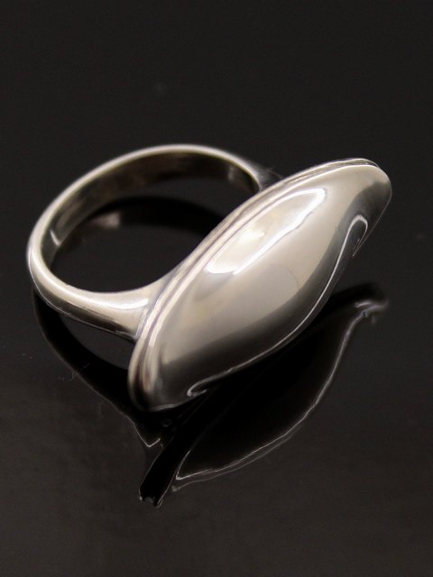 Georg Jensen design Henning Koppel fiskefad formet ikonisk ring