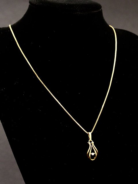 14 ct. gold necklace