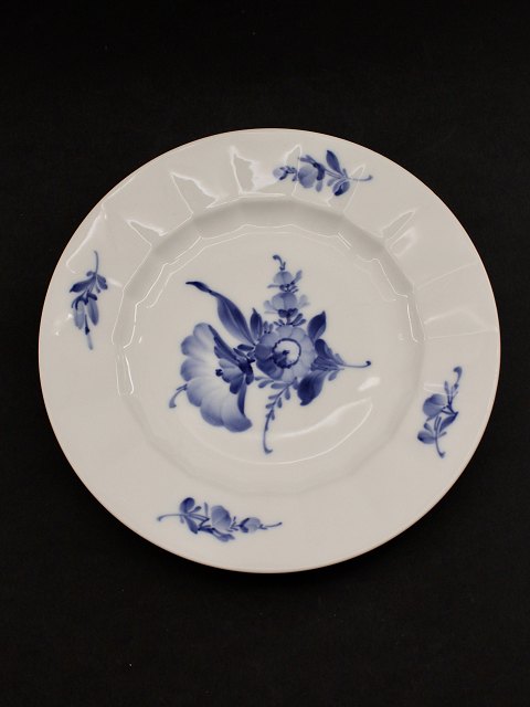 Blue Flower plate 10/8549