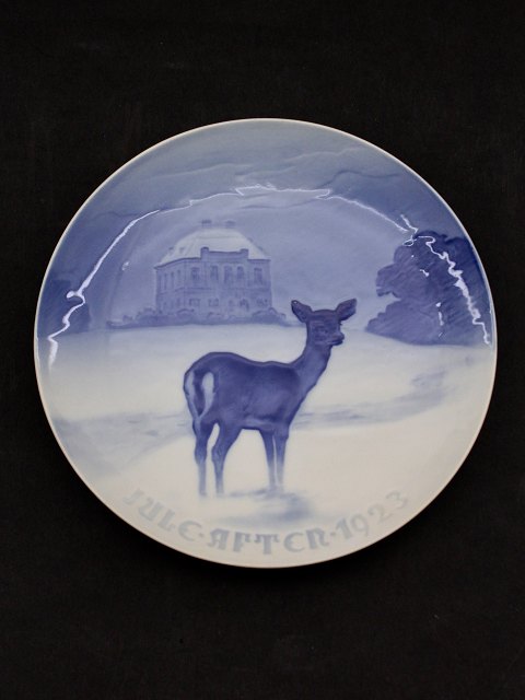 Bing & Grøndahl Christmas plates 1923