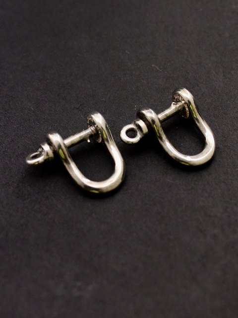 Ole Lynggaard shackle cufflinks