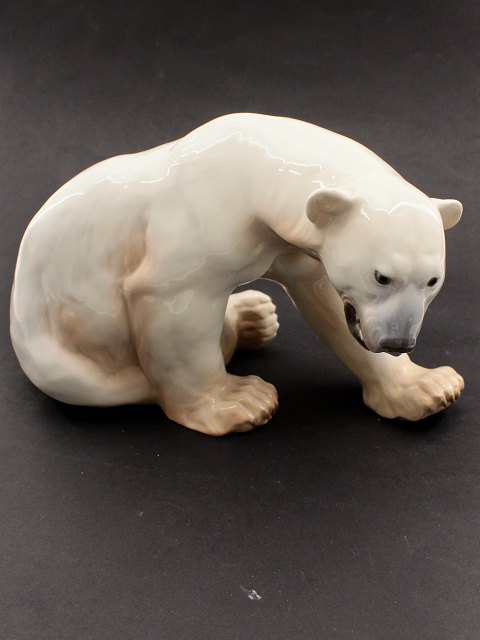 Bing & Grøndahl large polar bear 1857