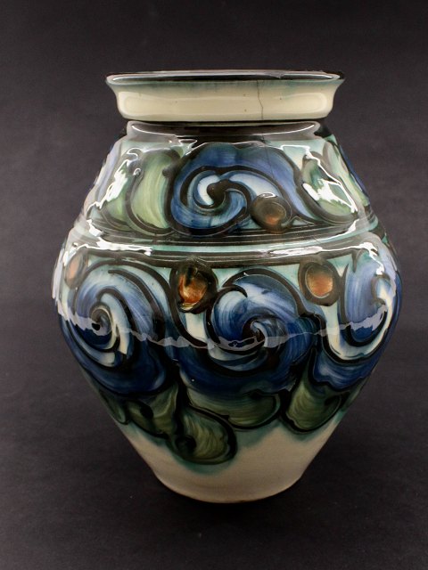 Danico ceramic vase