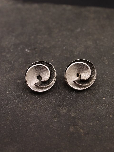 Sterling silver ear clip 290