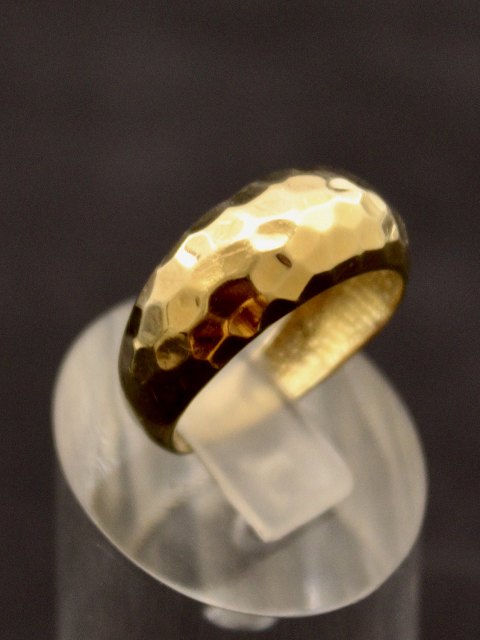 14 carat gold ring